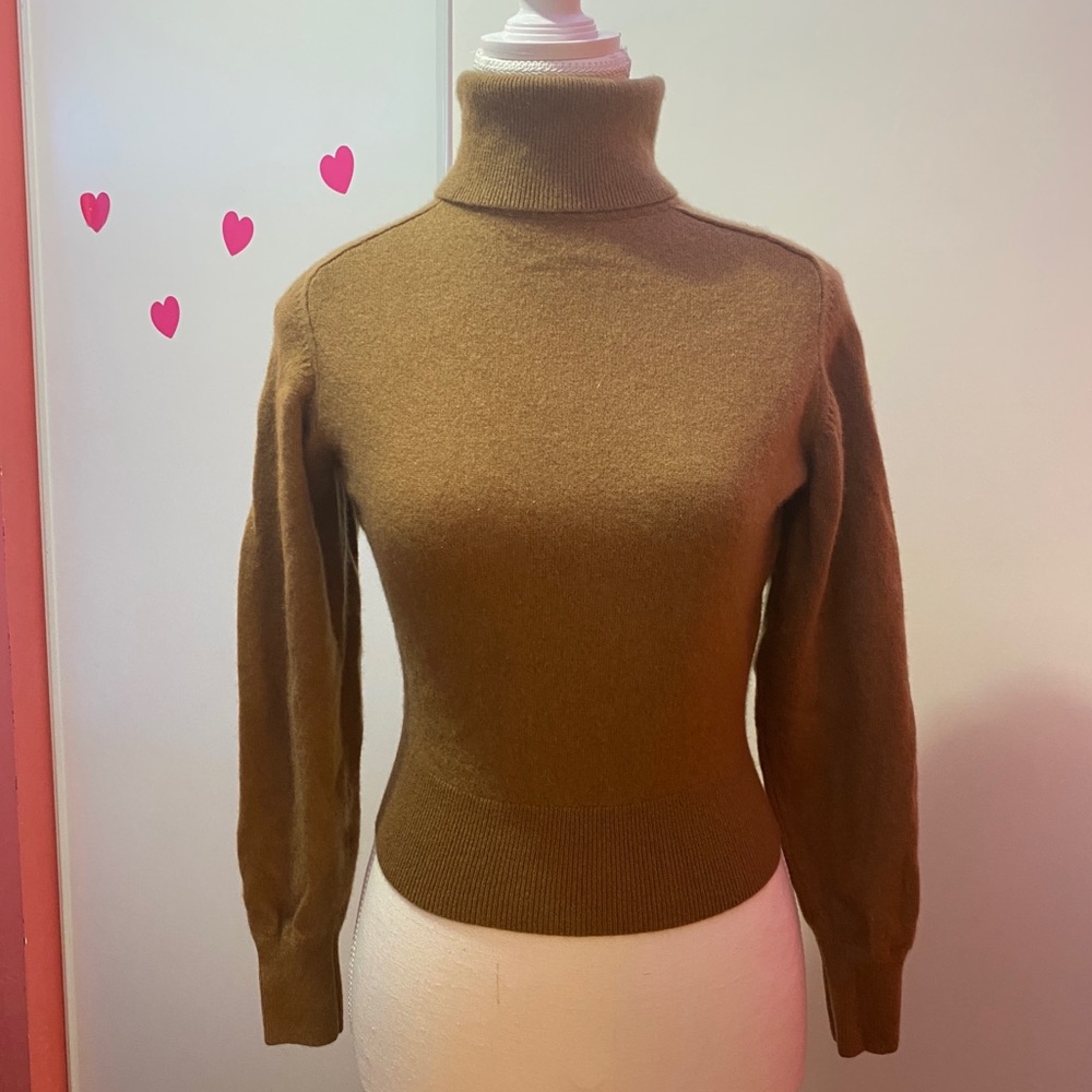 Aritzia Wilfred Liteluxe Cashmere Turtleneck Sweater Tan XS